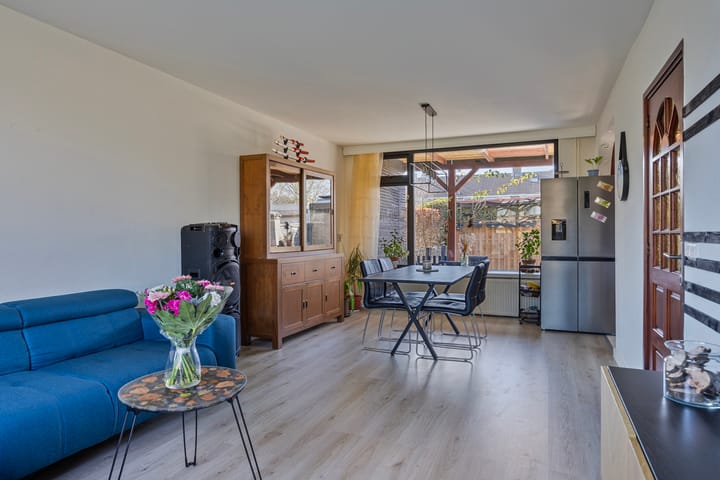 Foto 14 van Roggebotstraat 87