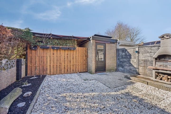 Foto 31 van Roggebotstraat 87