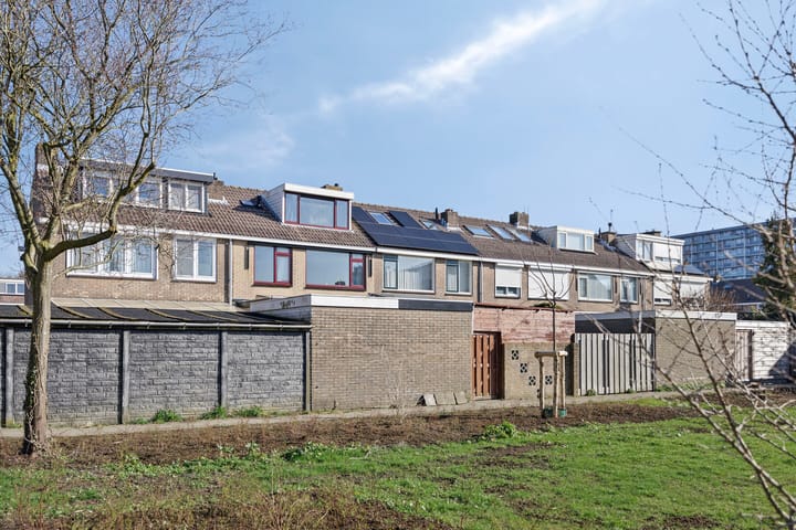 Foto 33 van Roggebotstraat 87