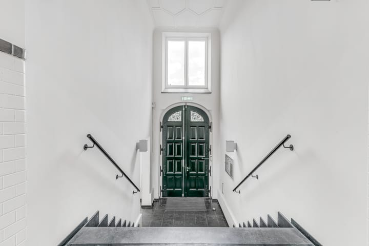 Photo 5 of Hugo de Grootstraat 111