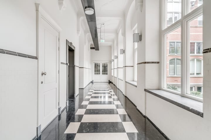 Photo 7 of Hugo de Grootstraat 111