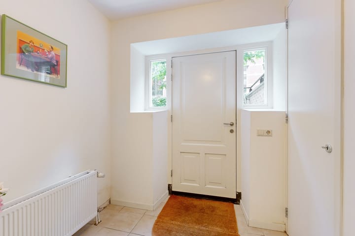 Photo 10 of Hugo de Grootstraat 111