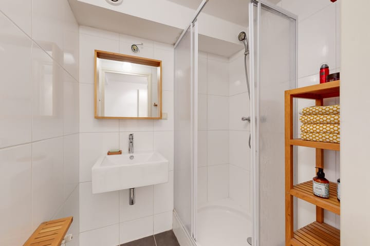 Photo 14 of Hugo de Grootstraat 111