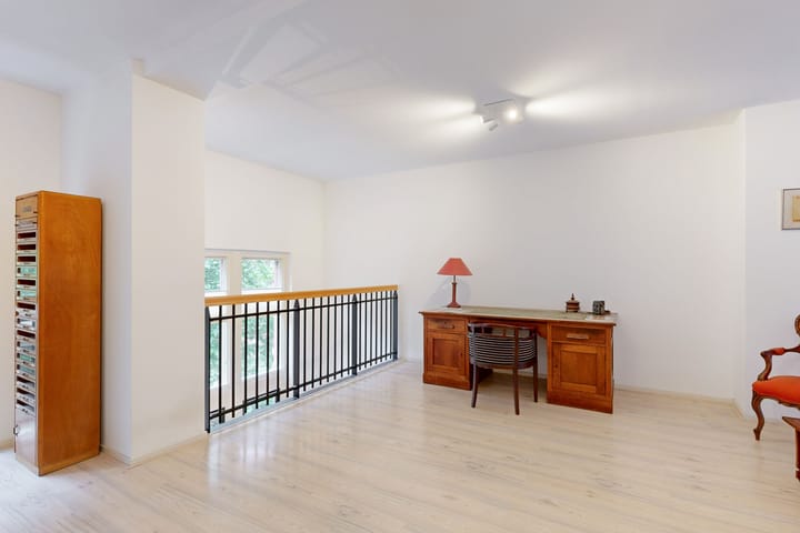 Photo 31 of Hugo de Grootstraat 111