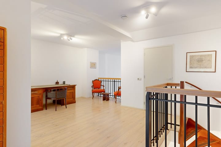 Photo 32 of Hugo de Grootstraat 111