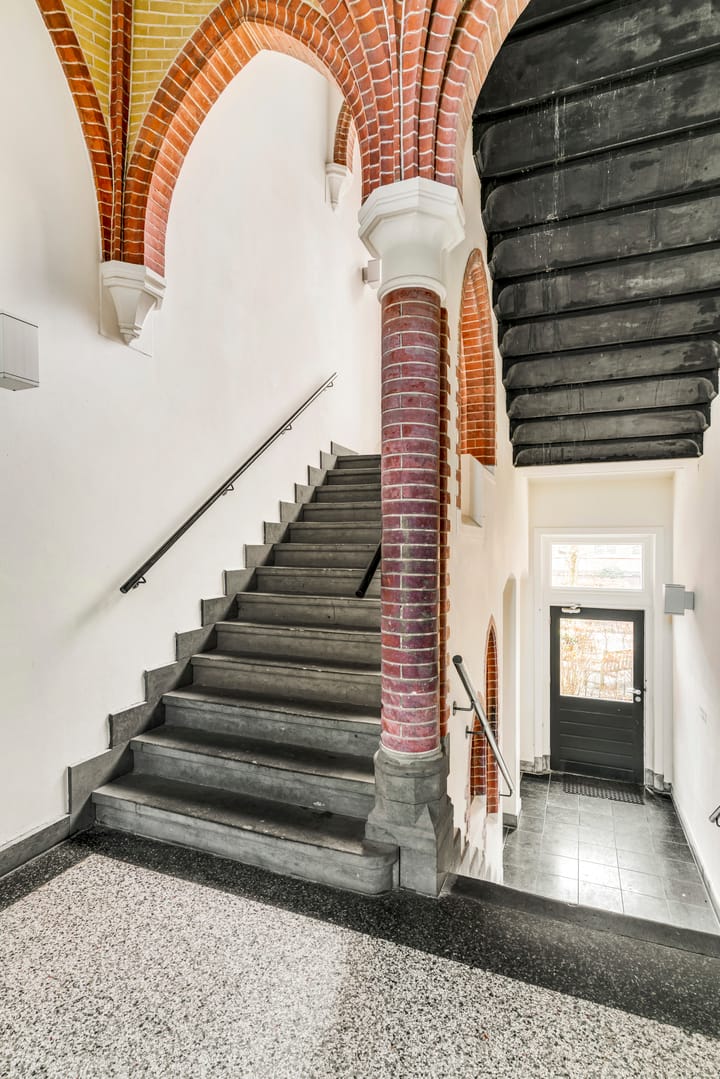 Photo 39 of Hugo de Grootstraat 111