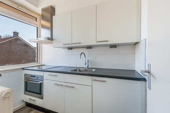 Foto 13 van Beekmanstraat 105