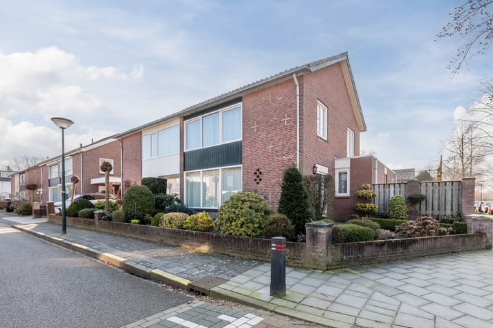 Jan Pzn Coenstraat 28