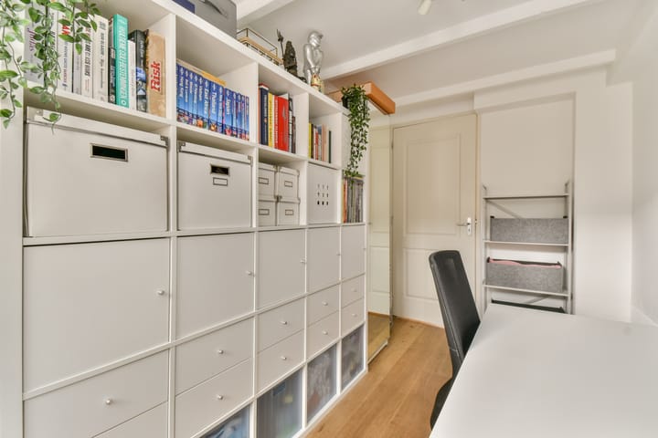 Foto 15 van Govert Flinckstraat 275-H