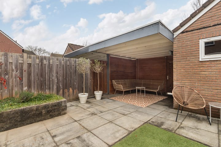 Photo 25 of Boris Pasternak-erf 135