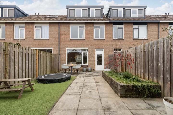 Photo 27 of Boris Pasternak-erf 135