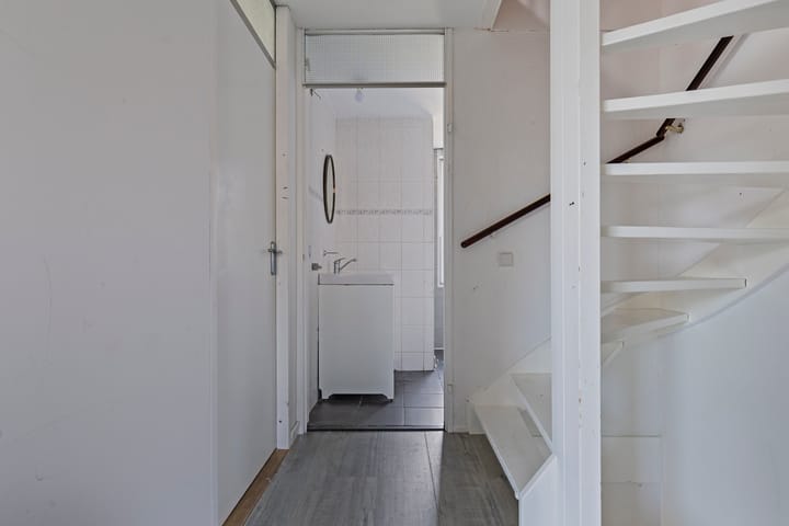 Foto 16 van Klompenmakerstraat 4