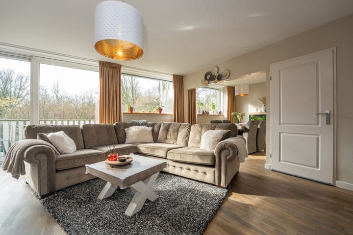 Foto 10 van Hugo van Woerdenstraat 77