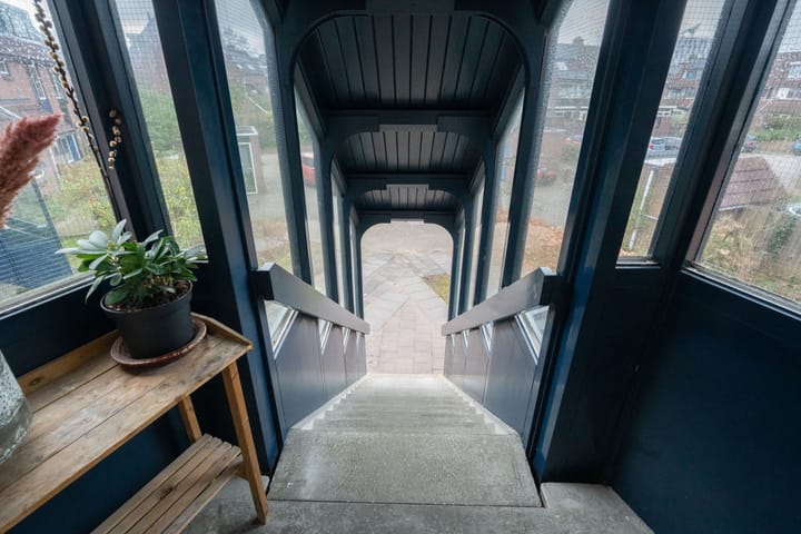 Foto 6 van Hugo van Woerdenstraat 77