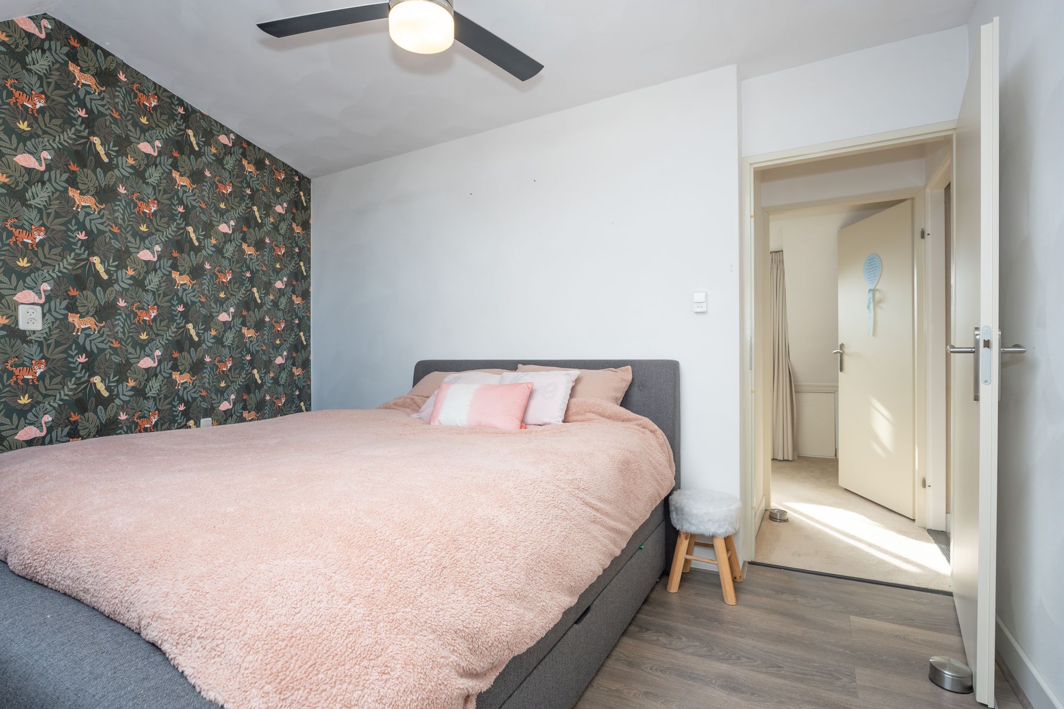 Foto 30 van Hugo van Woerdenstraat 77