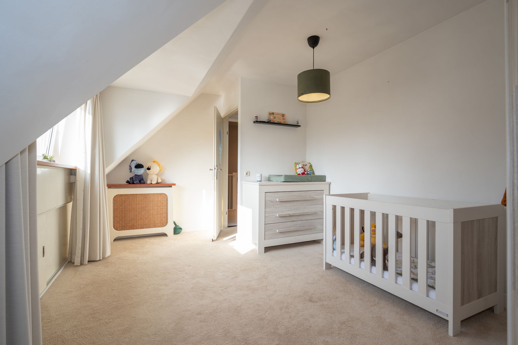 Foto 33 van Hugo van Woerdenstraat 77