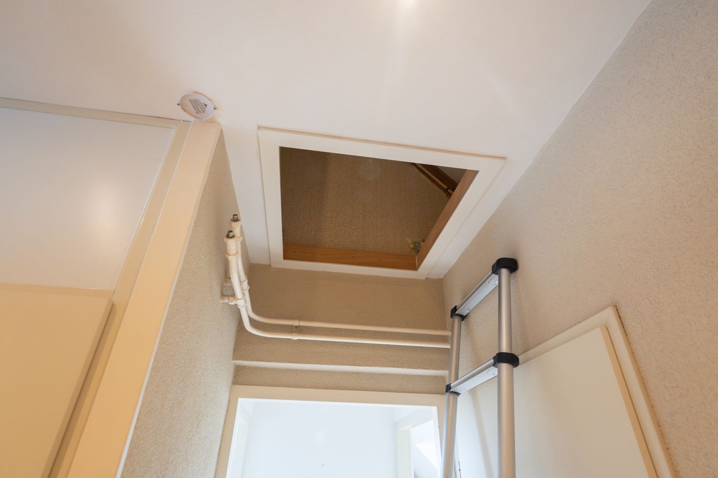 Foto 44 van Hugo van Woerdenstraat 77