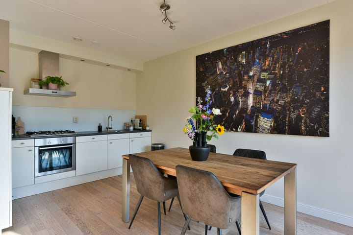 Foto 10 van Burgemeester de Voogtlaan 82