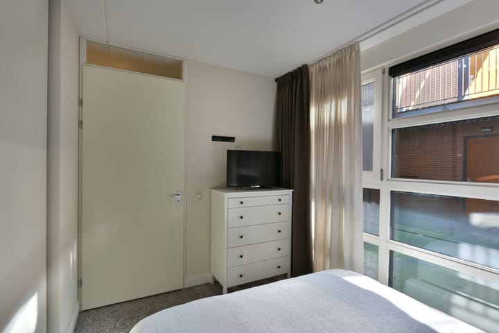 Foto 17 van Burgemeester de Voogtlaan 82