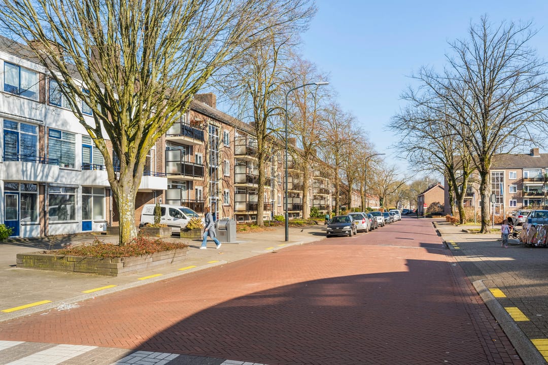 Foto 28 van Debussylaan 47-A