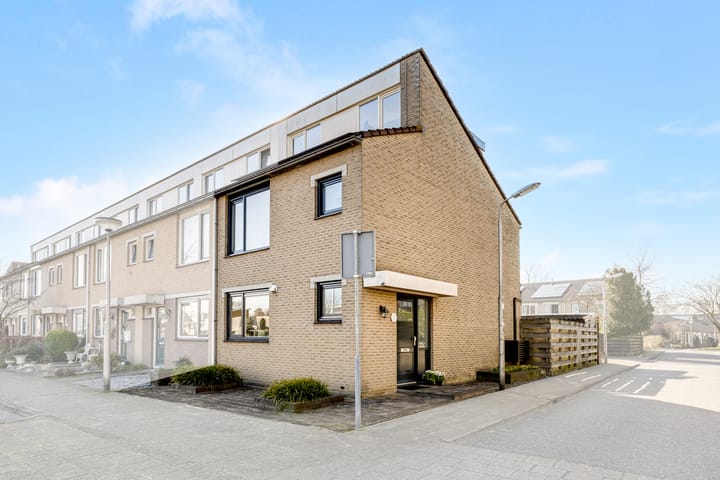 Foto 1 van Bombardonstraat 79