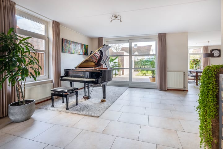 Foto 7 van Heierveldlaan 81