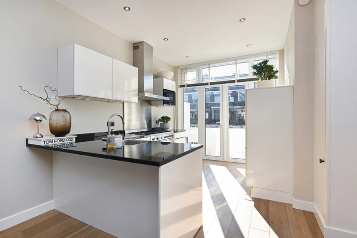 Foto 2 van Ananasstraat 16