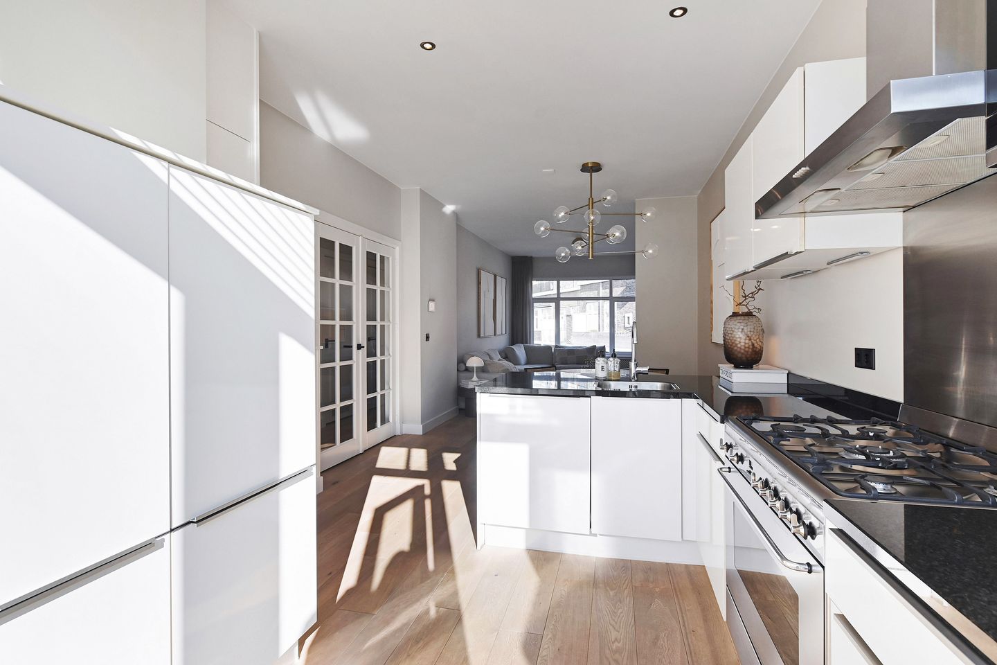 Photo 14 of Ananasstraat 16