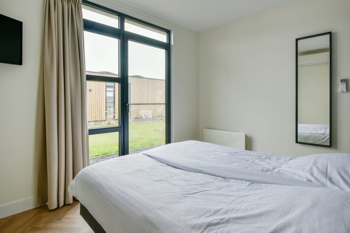 Vrijstaande woning te koop: Nieuw-Loosdrechtsedijk 215C1, Loosdrecht