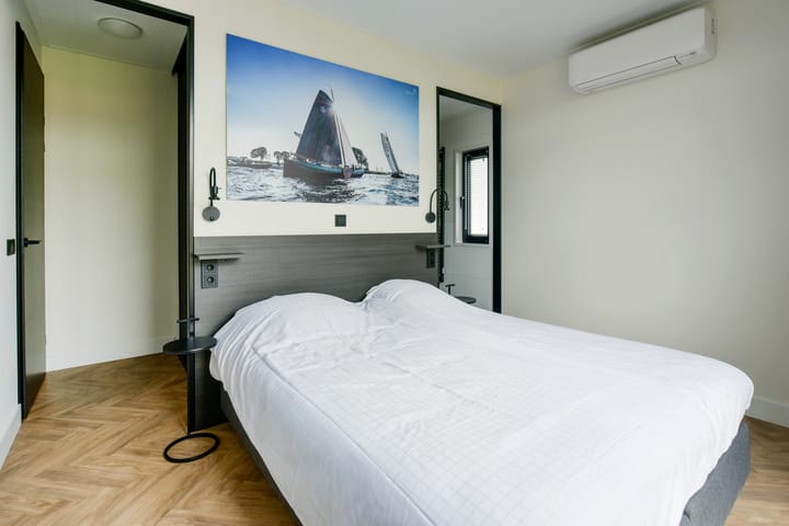 Vrijstaande woning te koop: Nieuw-Loosdrechtsedijk 215C1, Loosdrecht