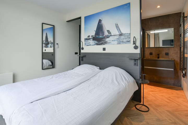 Vrijstaande woning te koop: Nieuw-Loosdrechtsedijk 215C1, Loosdrecht