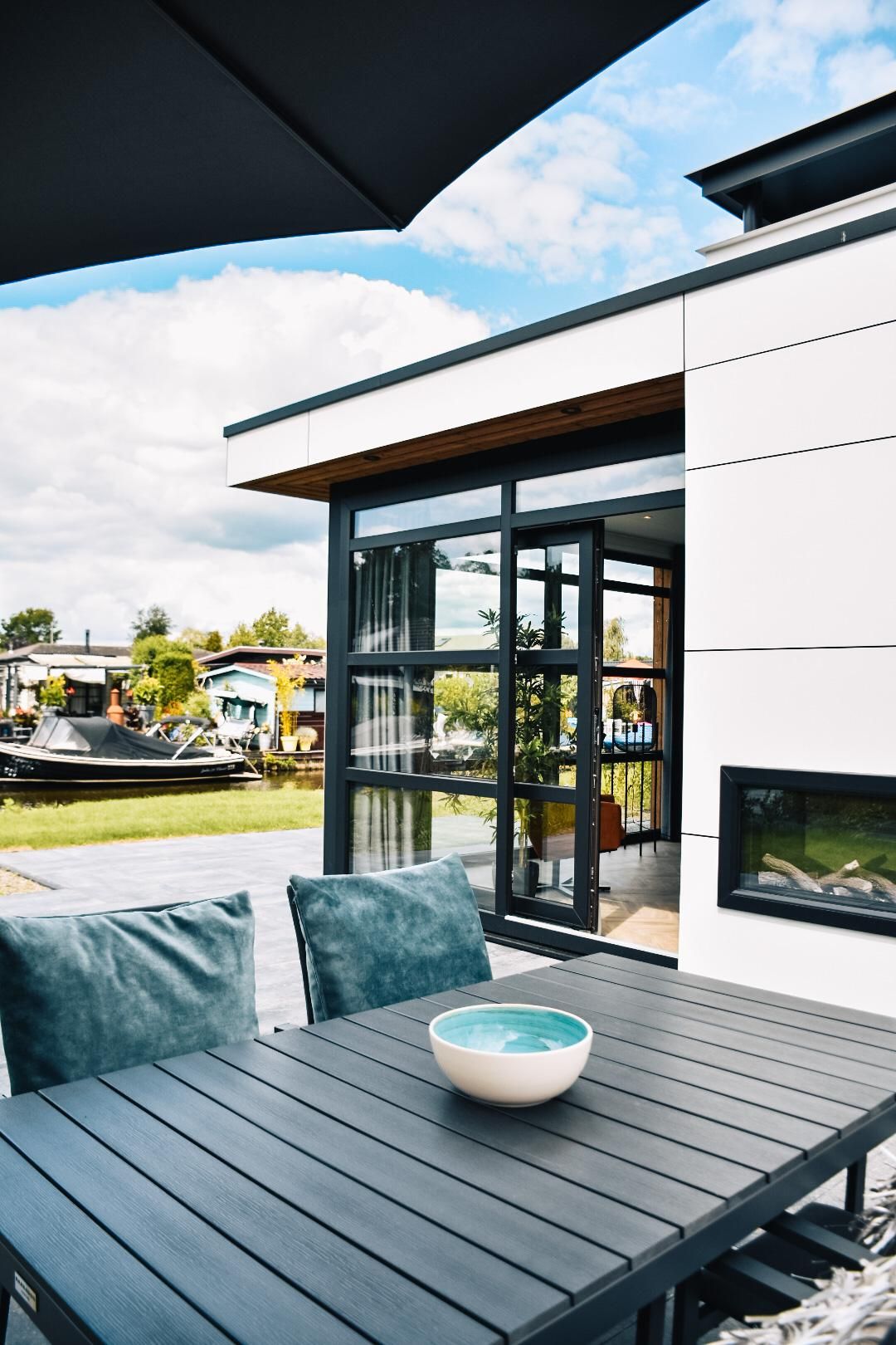 Photo 23 of Nieuw-Loosdrechtsedijk 215-C1