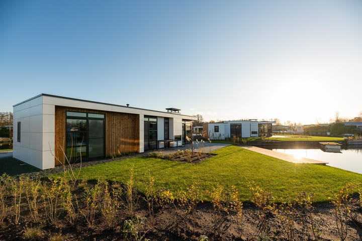 Vrijstaande woning te koop: Nieuw-Loosdrechtsedijk 215C1, Loosdrecht