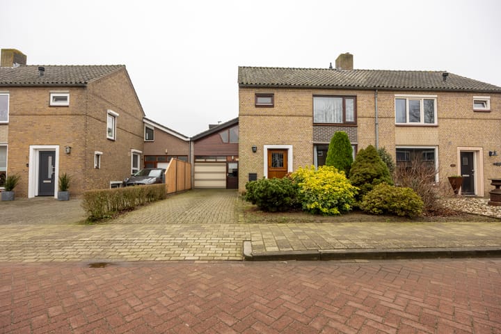 Foto 1 van Graaf Hermanstraat 7