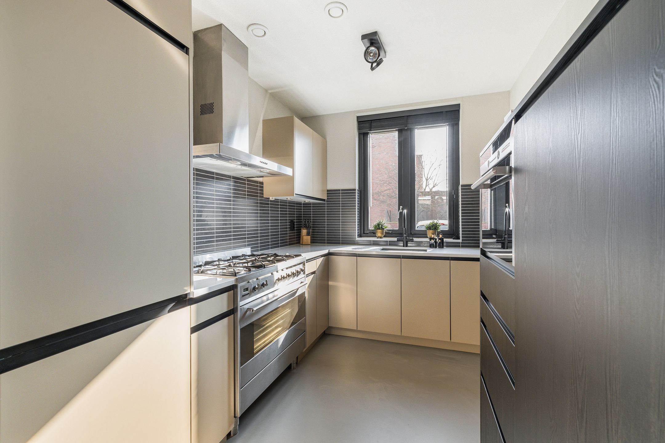 Foto 15 van Baljuw 9