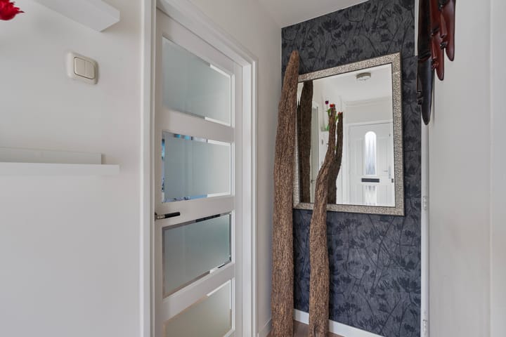 Photo 8 of Wormerstraat 7