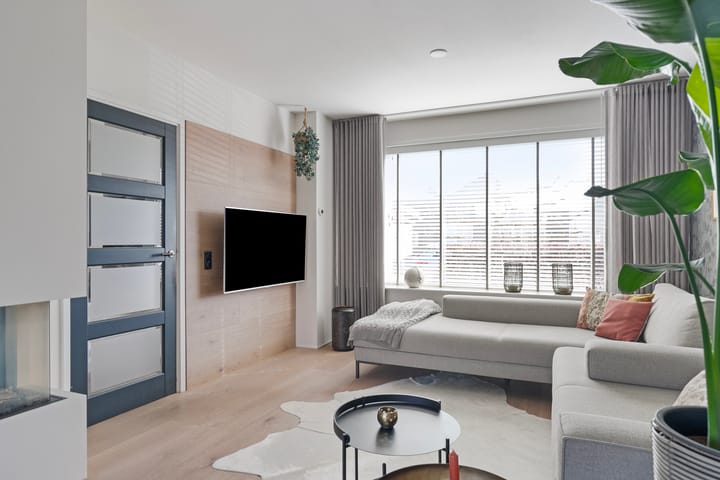 Photo 13 of Wormerstraat 7