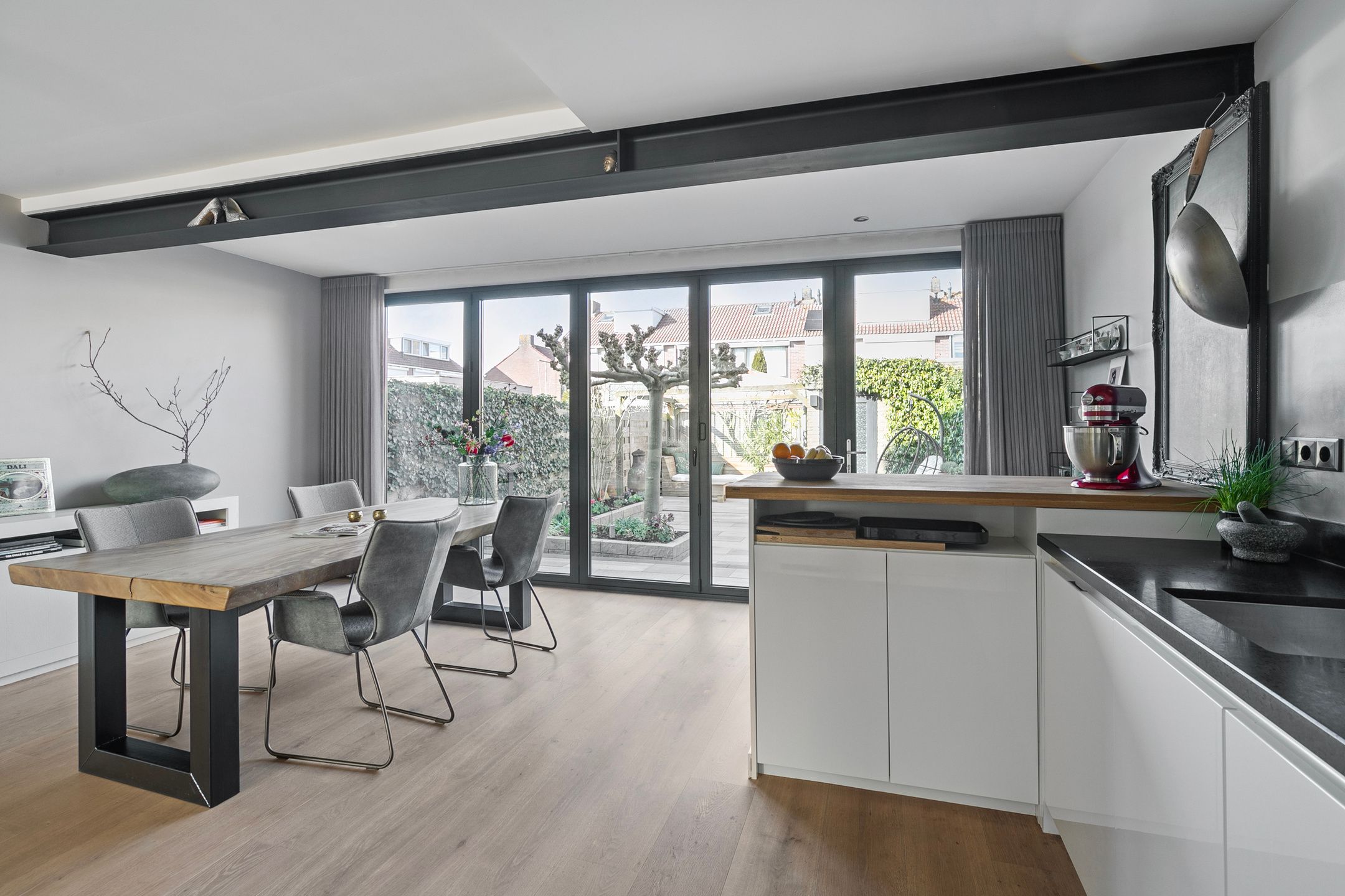 Photo 21 of Wormerstraat 7