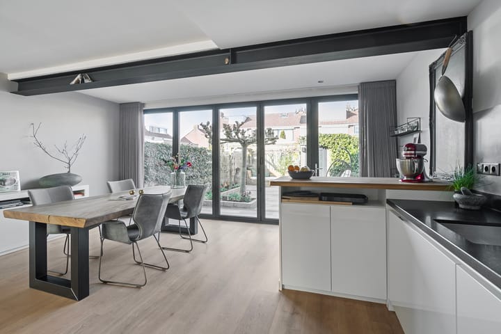 Photo 21 of Wormerstraat 7