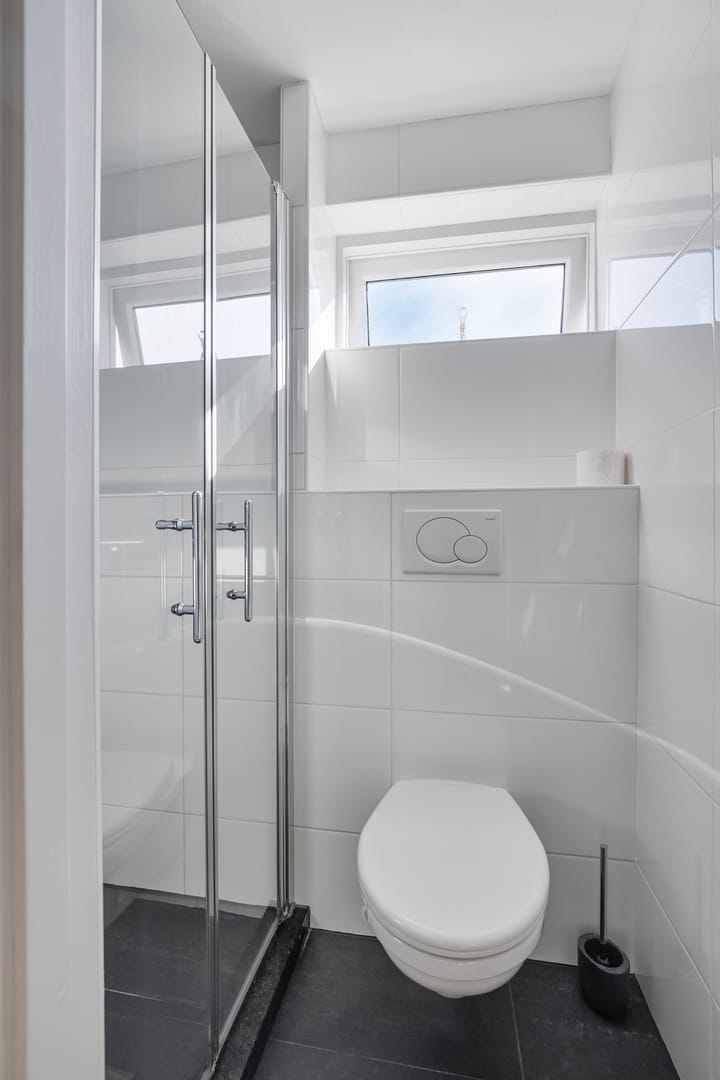 Photo 30 of Wormerstraat 7