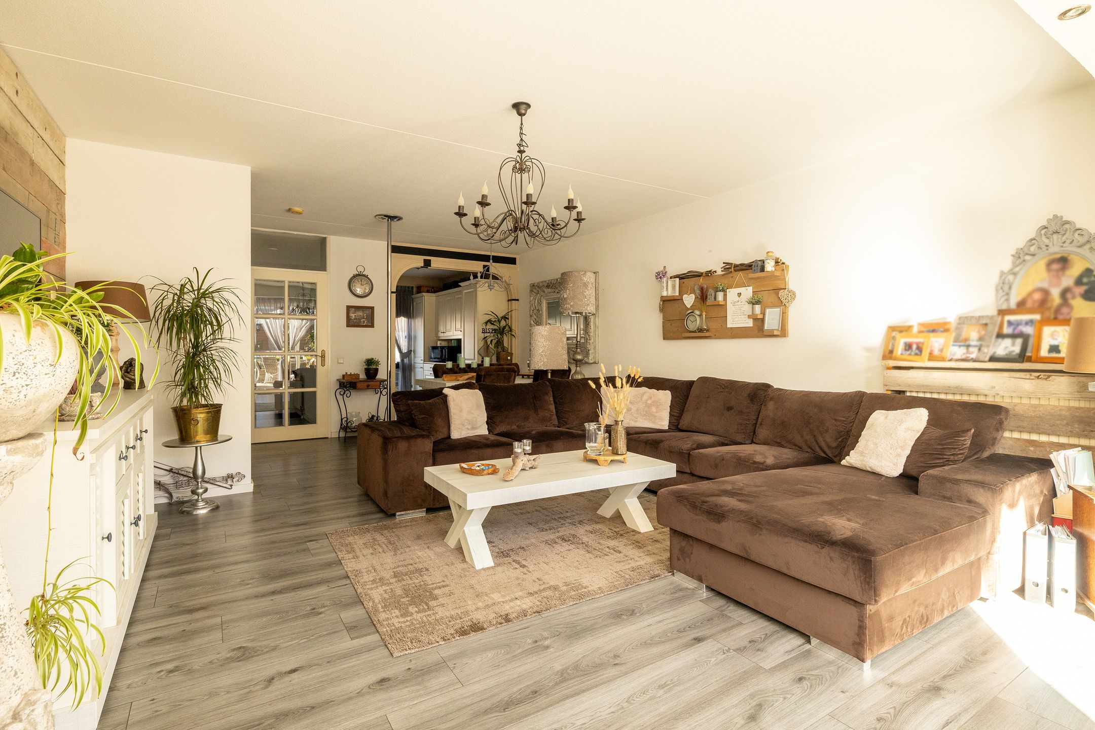 Photo 12 of Los Angelesstraat 60