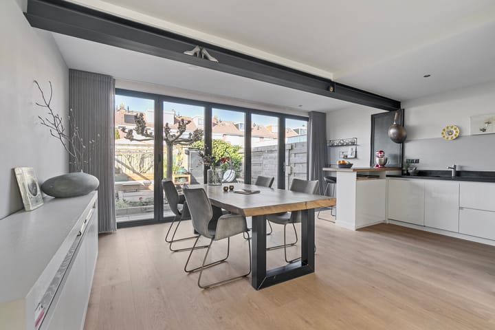 Photo 17 of Wormerstraat 7