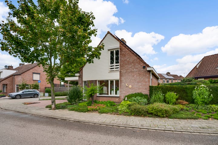 Foto 41 van Molenveldstraat 26