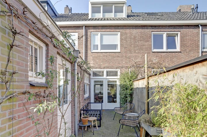 Foto 35 van Kwaadeindstraat 92