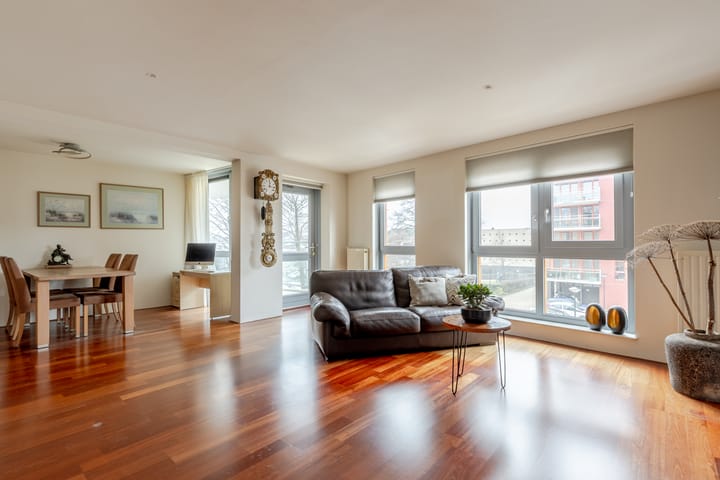 Foto 2 van Waterlinze 76