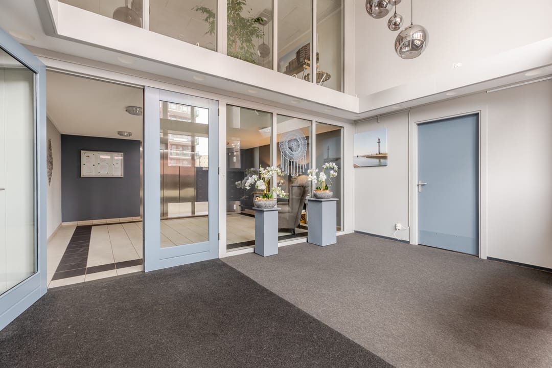 Foto 7 van Waterlinze 76