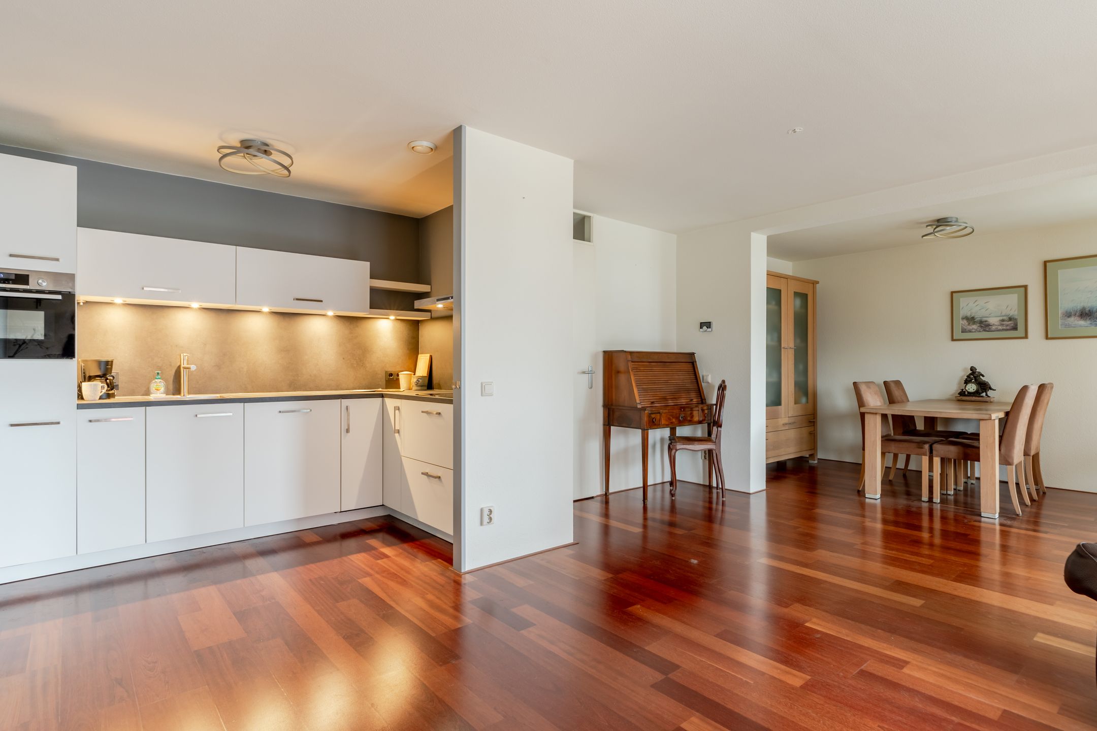 Foto 15 van Waterlinze 76