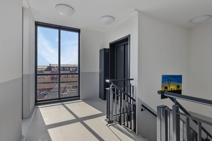 Foto 10 van Spoorstraat 9-C