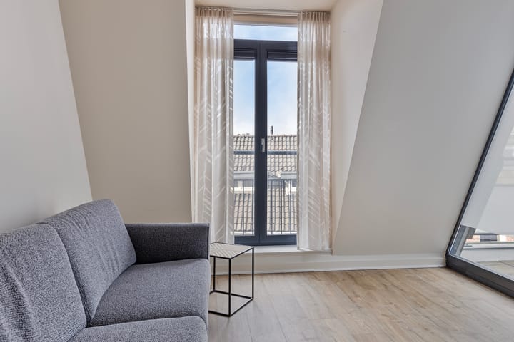 Foto 20 van Spoorstraat 9-C