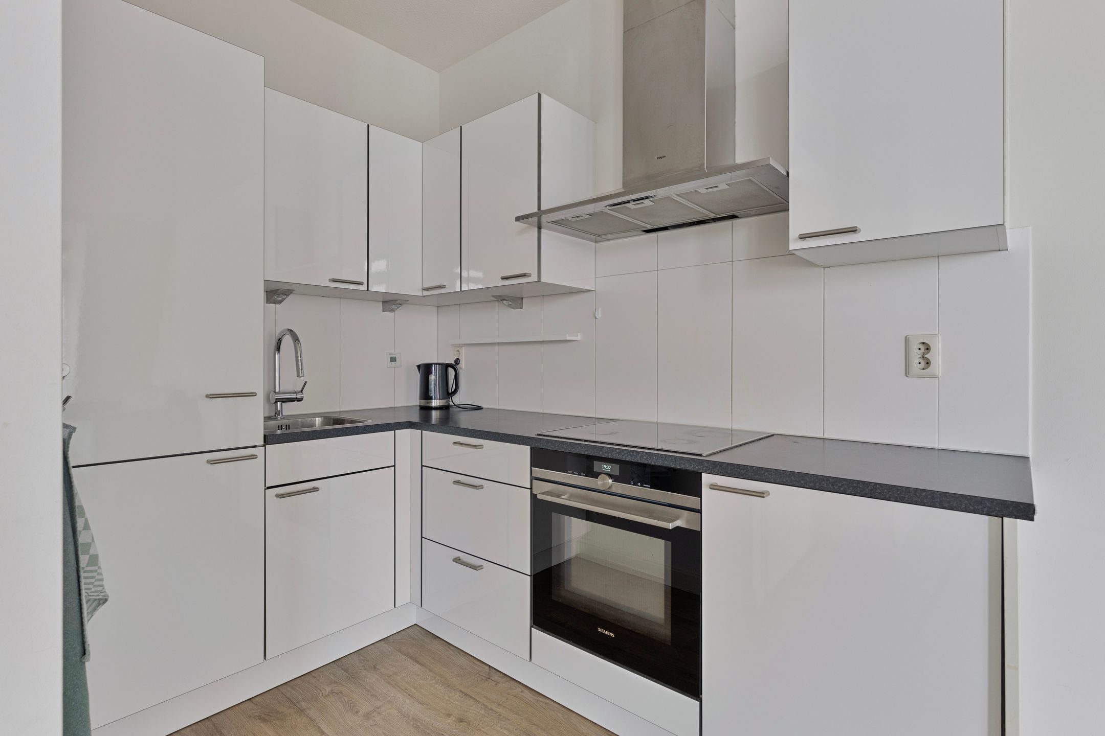 Foto 24 van Spoorstraat 9-C